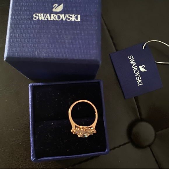Swarovski Sunburst Ring: Brand New collection - Picture 3 of 5